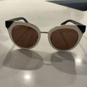 Ferragamo Sunglasses - Authentic